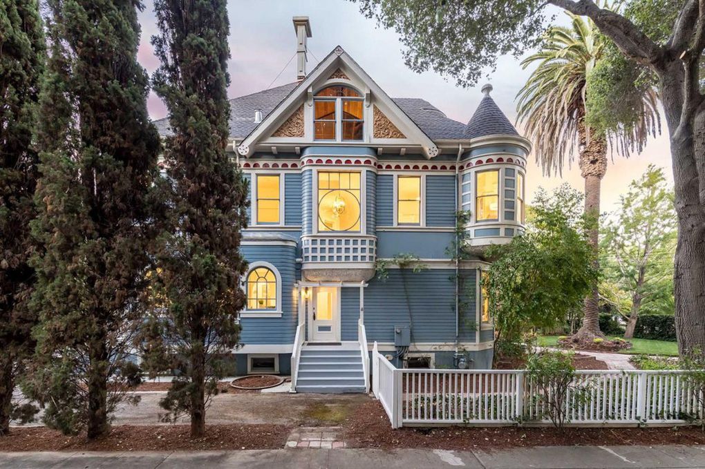 Elegant Victorian Homes on The Market This Fall