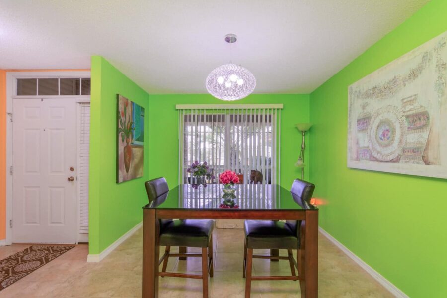 Buyers couldn't get past the first room, which was bright green.