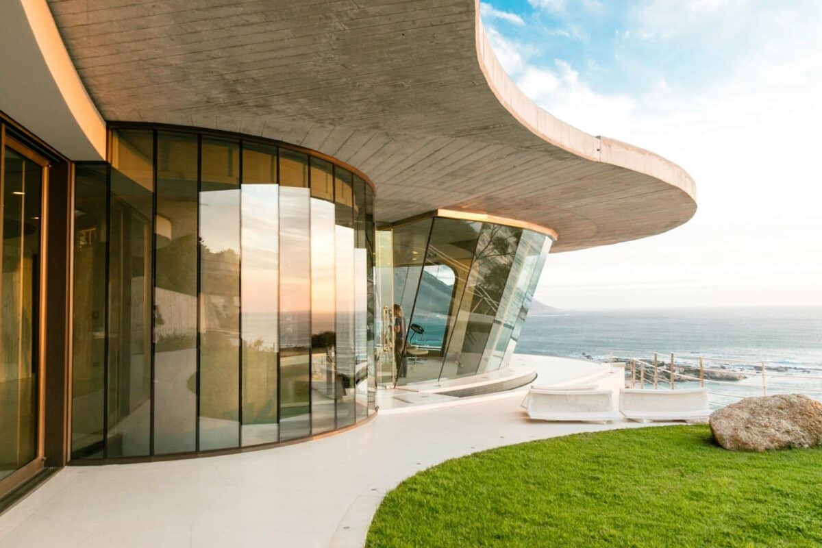 Postmodern house by the sea
